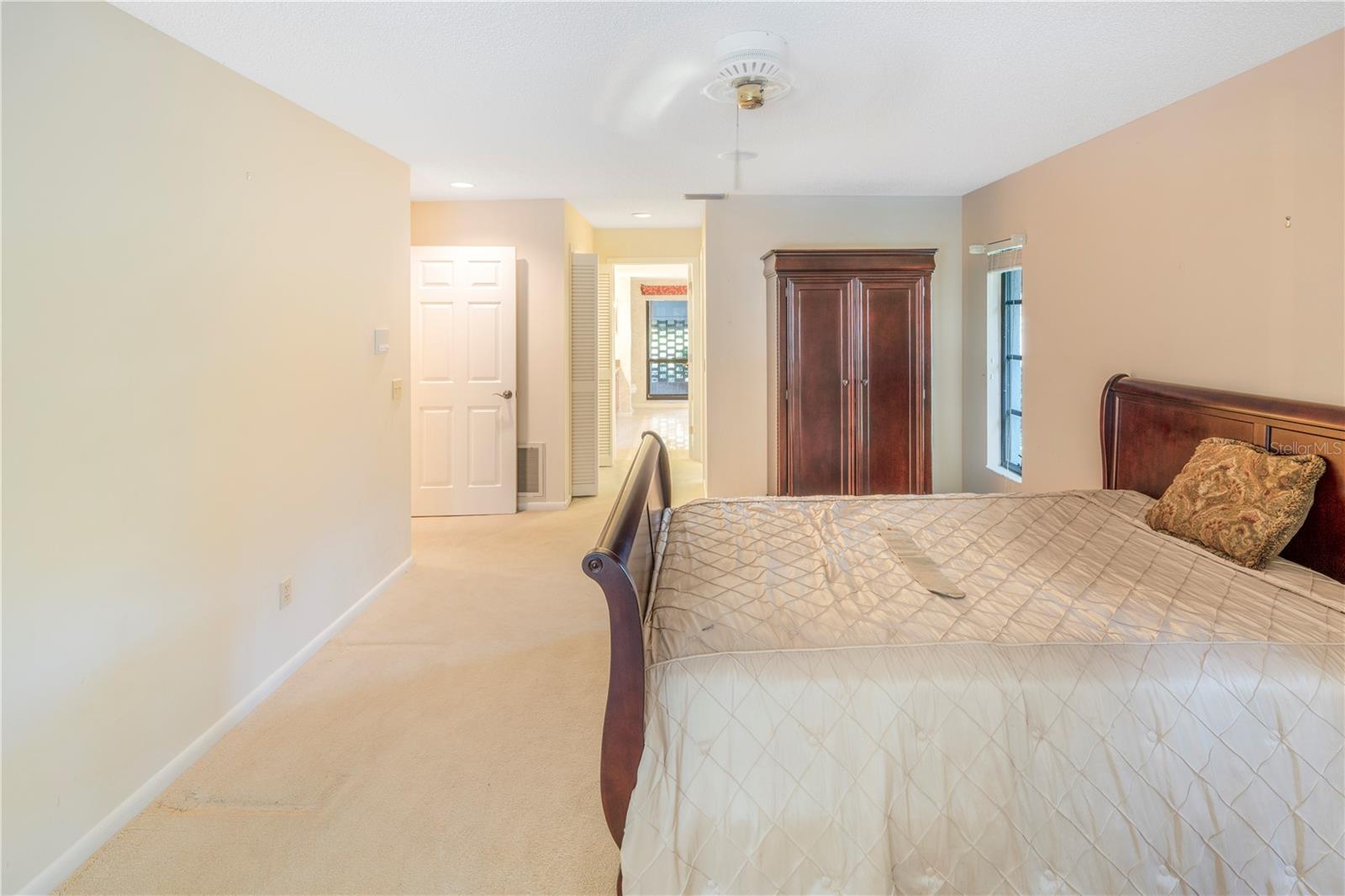 Image 34 of 45 For 5701 Ainsworth Court W