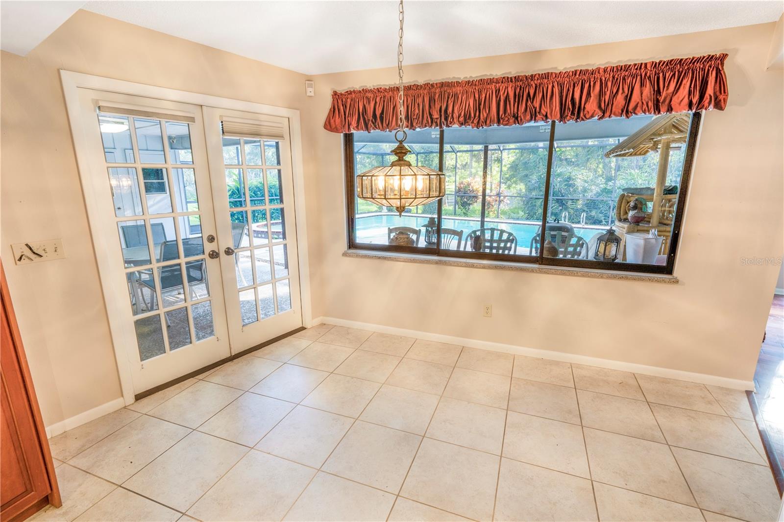 Image 41 of 45 For 5701 Ainsworth Court W