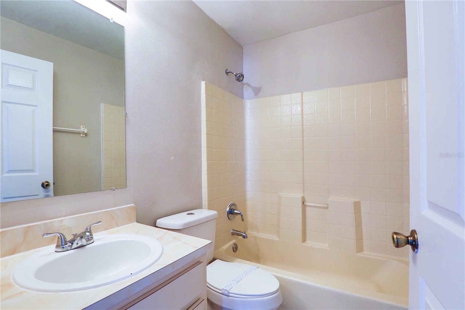Image 10 of 13 For 111 Briarcliff Drive