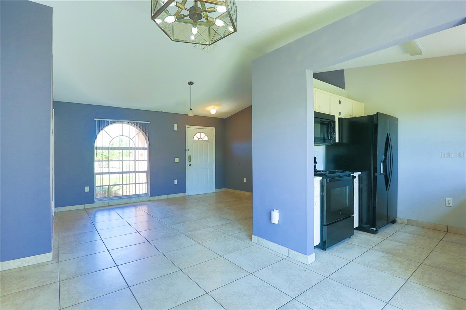 Image 3 of 13 For 111 Briarcliff Drive
