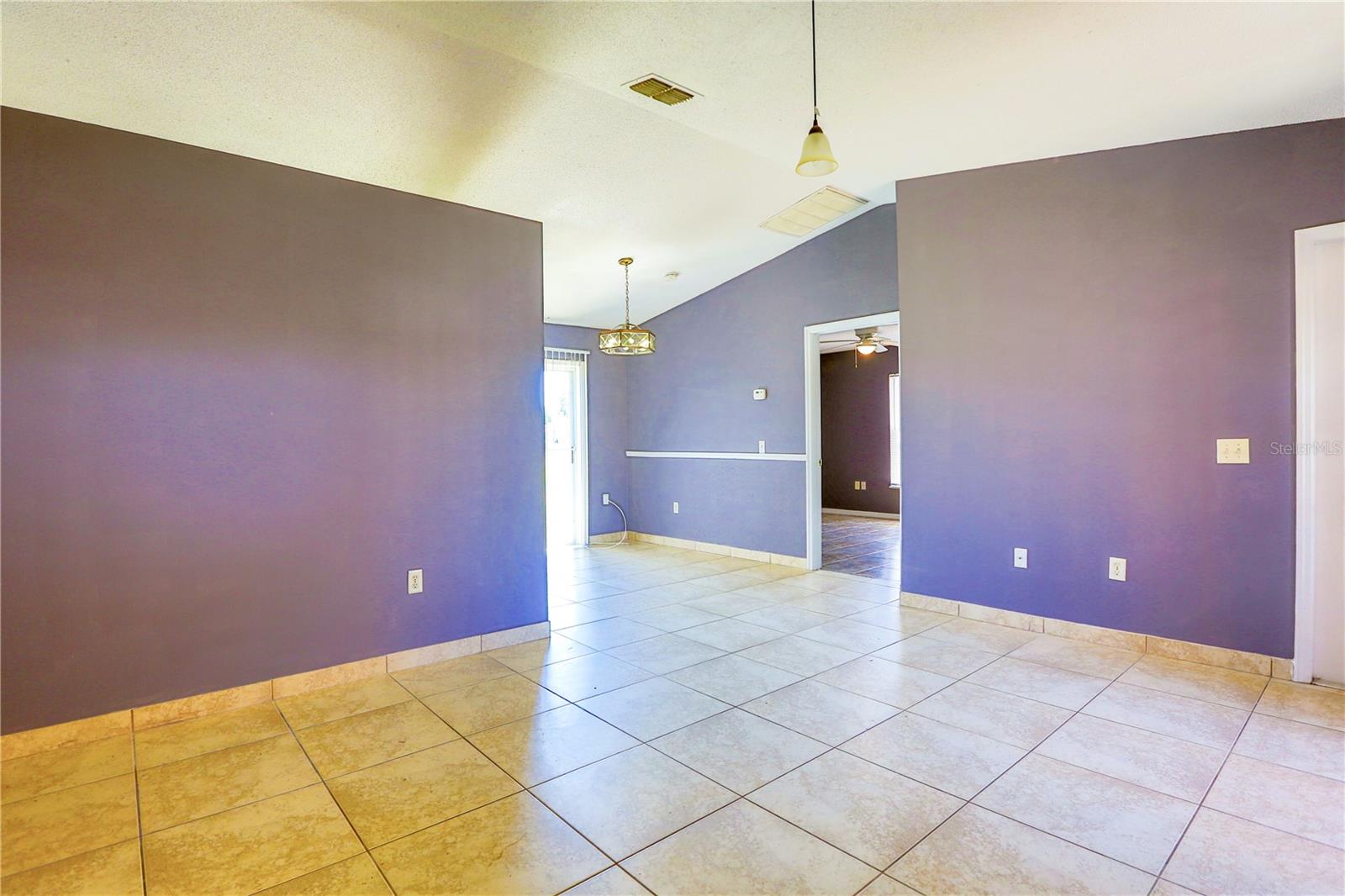 Image 4 of 13 For 111 Briarcliff Drive