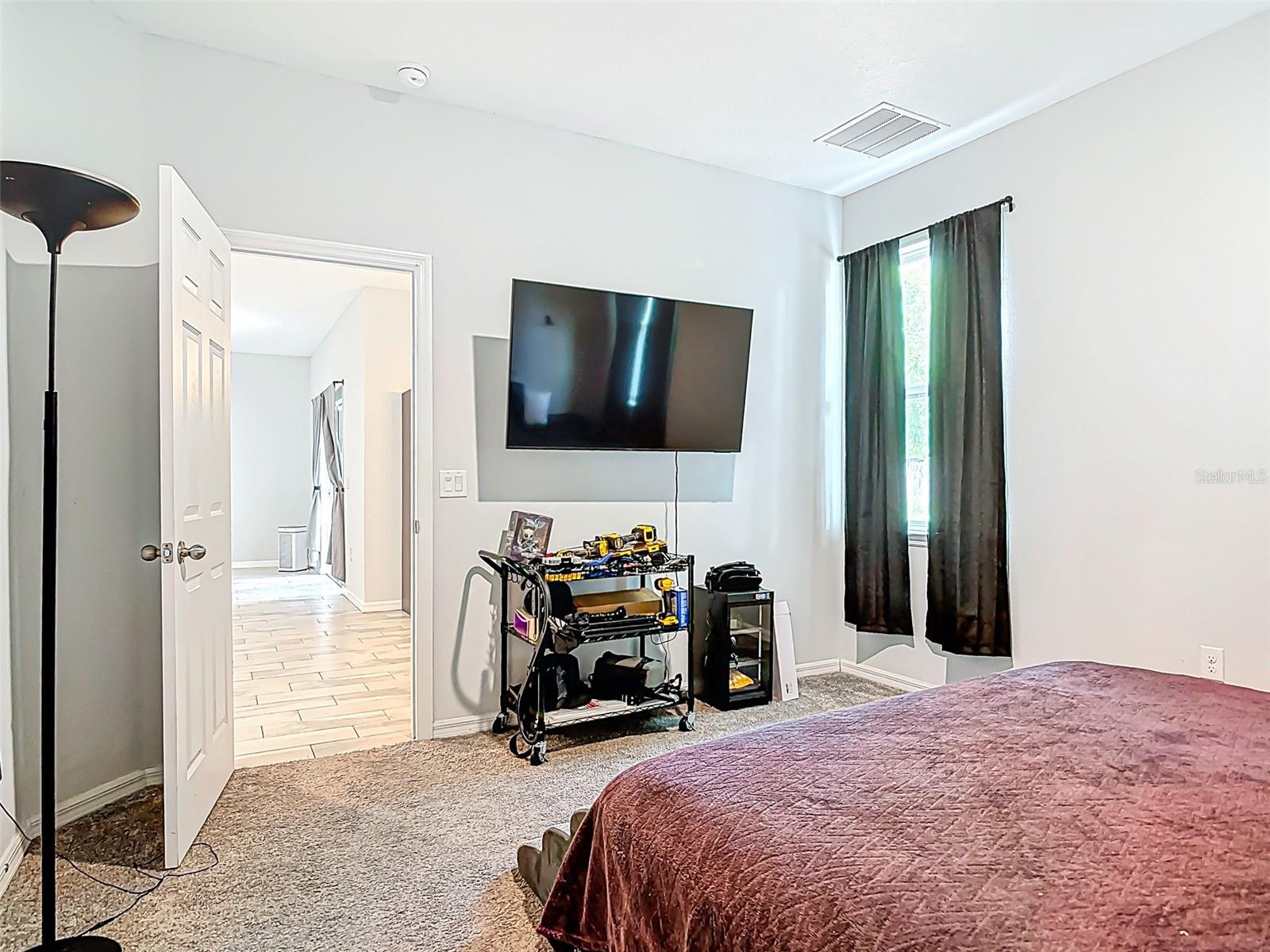 Image 10 of 18 For 2407 Marshall Avenue