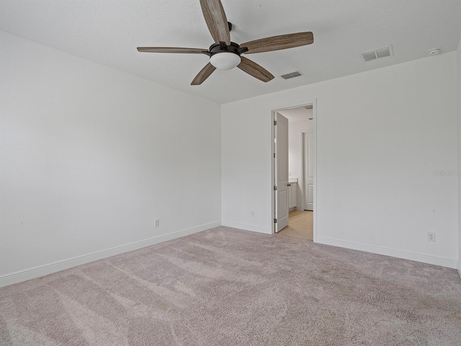 Image 23 of 32 For 1030 Alabaster Way