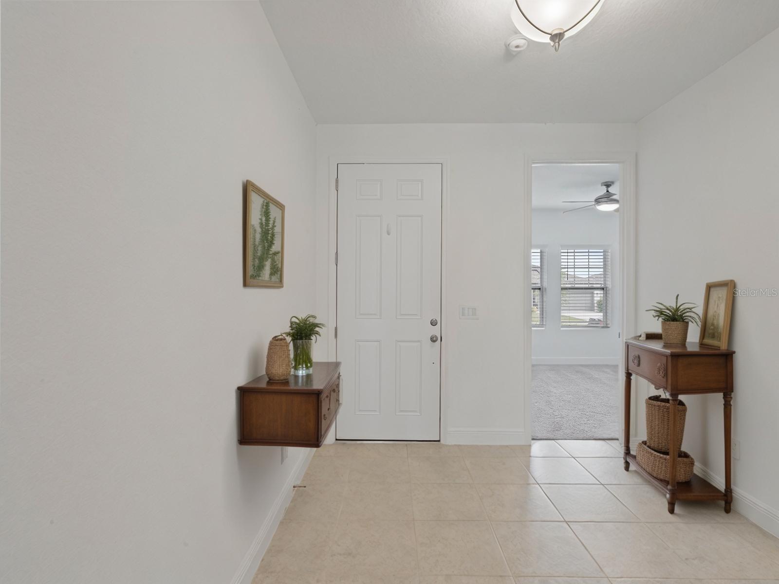 Image 3 of 32 For 1030 Alabaster Way