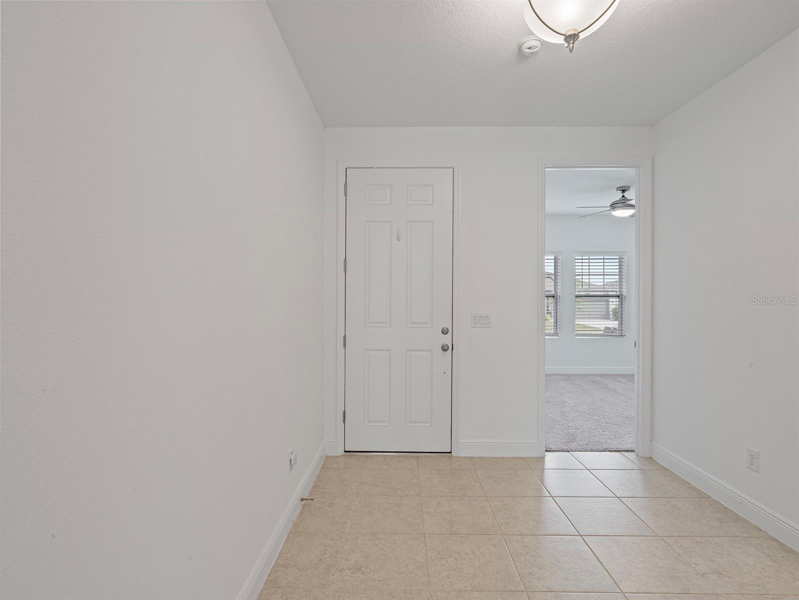 Image 4 of 32 For 1030 Alabaster Way