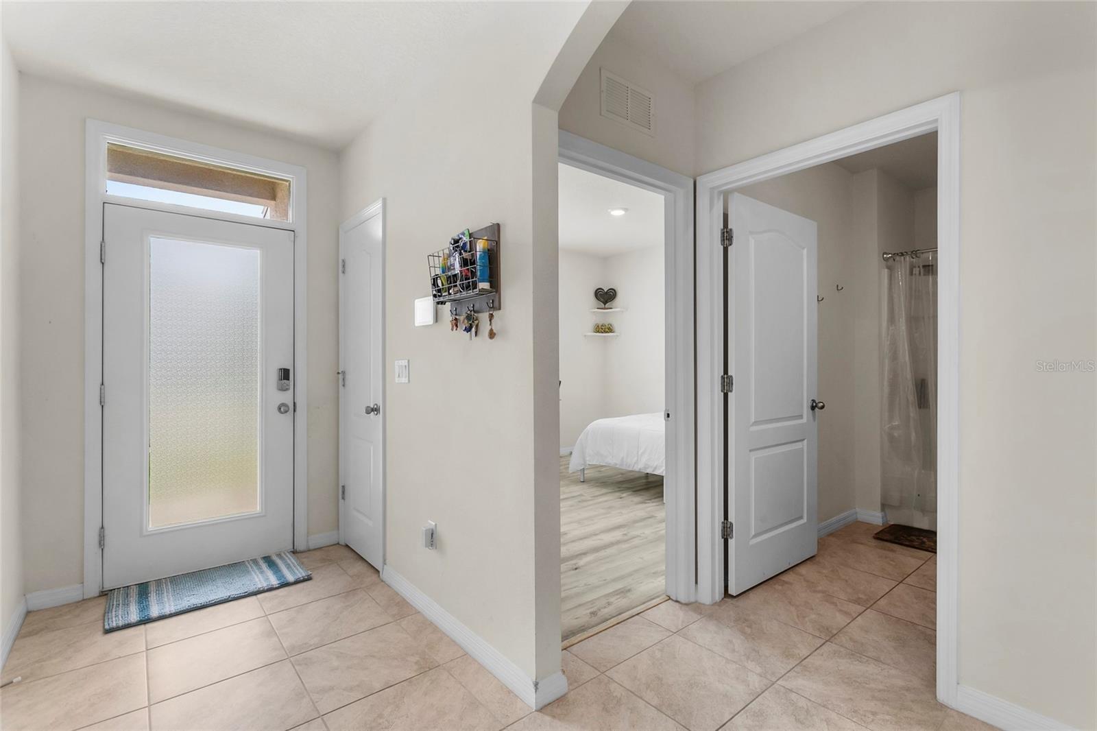 Image 17 of 47 For 9005 Tuscan Cypress Street