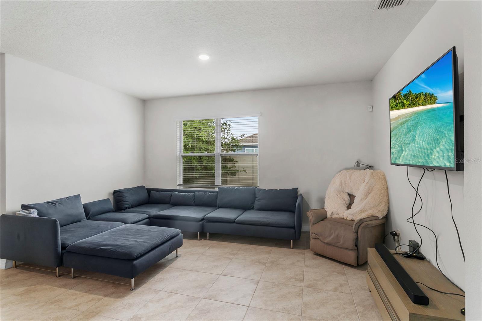 Image 26 of 47 For 9005 Tuscan Cypress Street