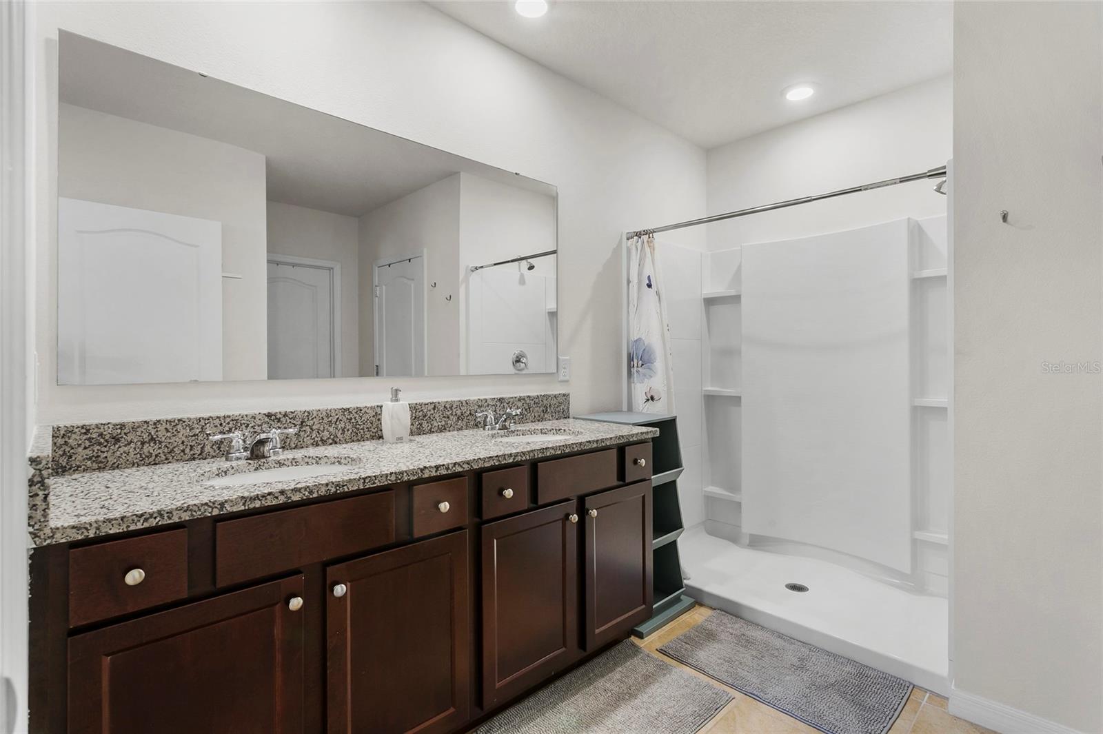 Image 31 of 47 For 9005 Tuscan Cypress Street