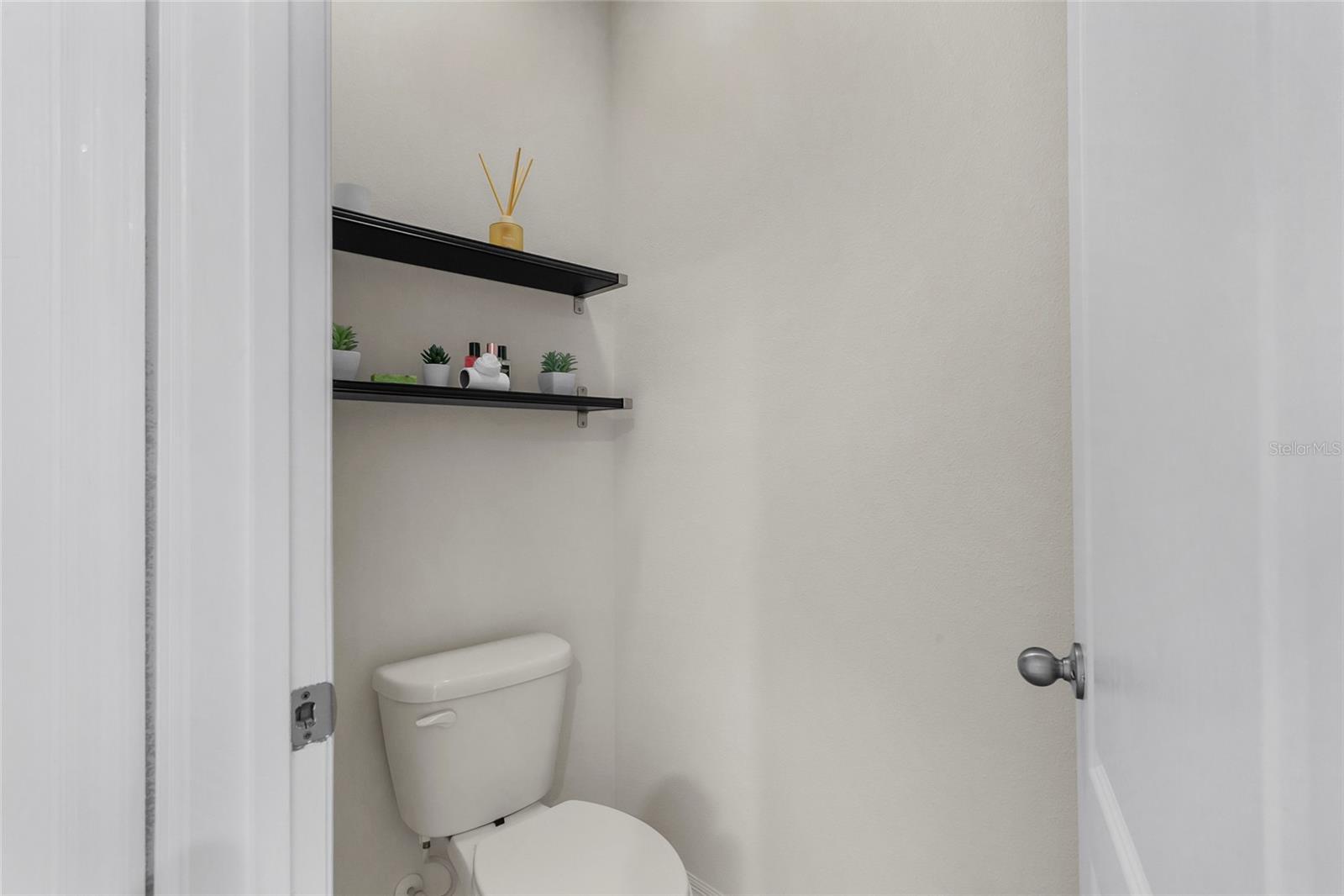 Image 32 of 47 For 9005 Tuscan Cypress Street
