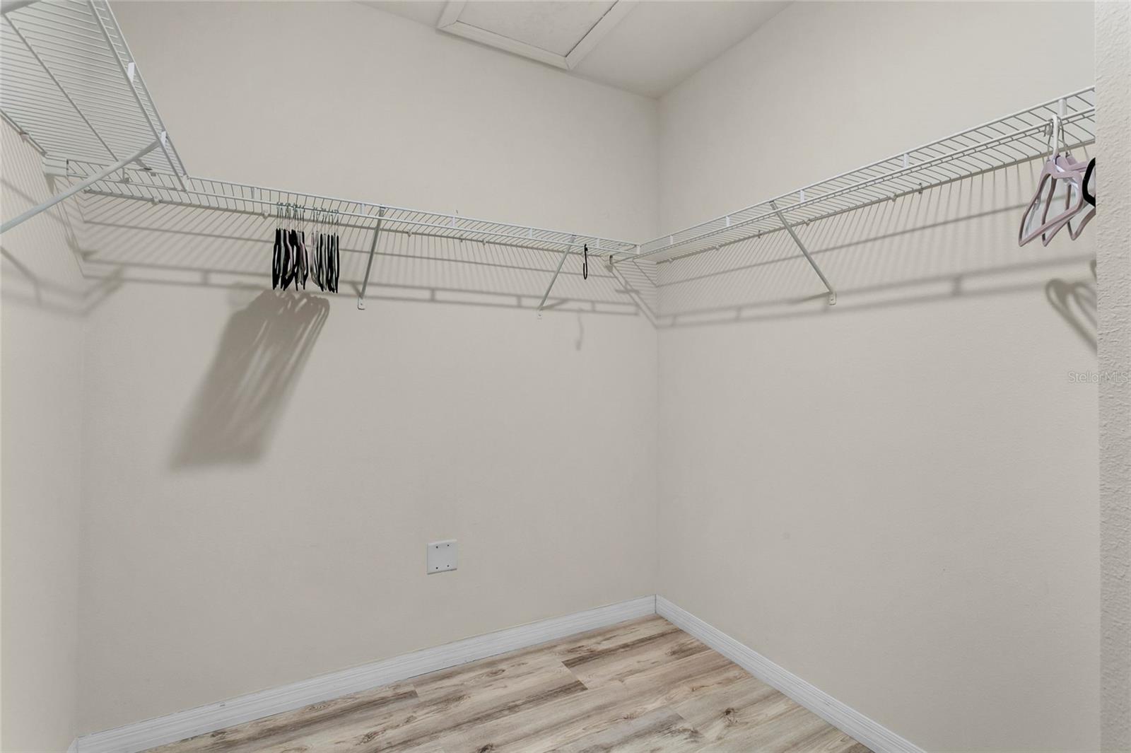 Image 36 of 47 For 9005 Tuscan Cypress Street