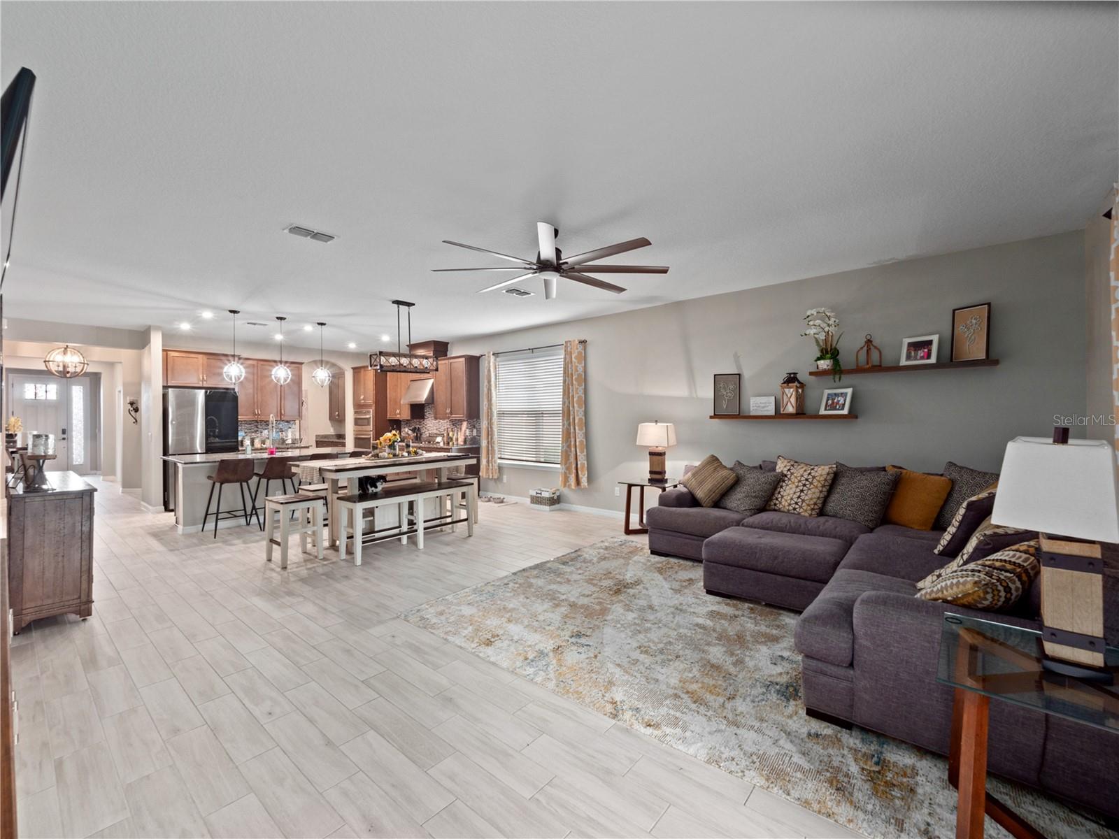 Image 14 of 30 For 1151 Lakeside Estates Drive