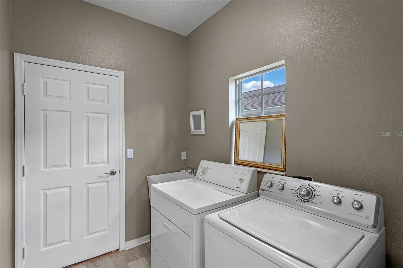 Image 29 of 37 For 231 Ridge View Drive