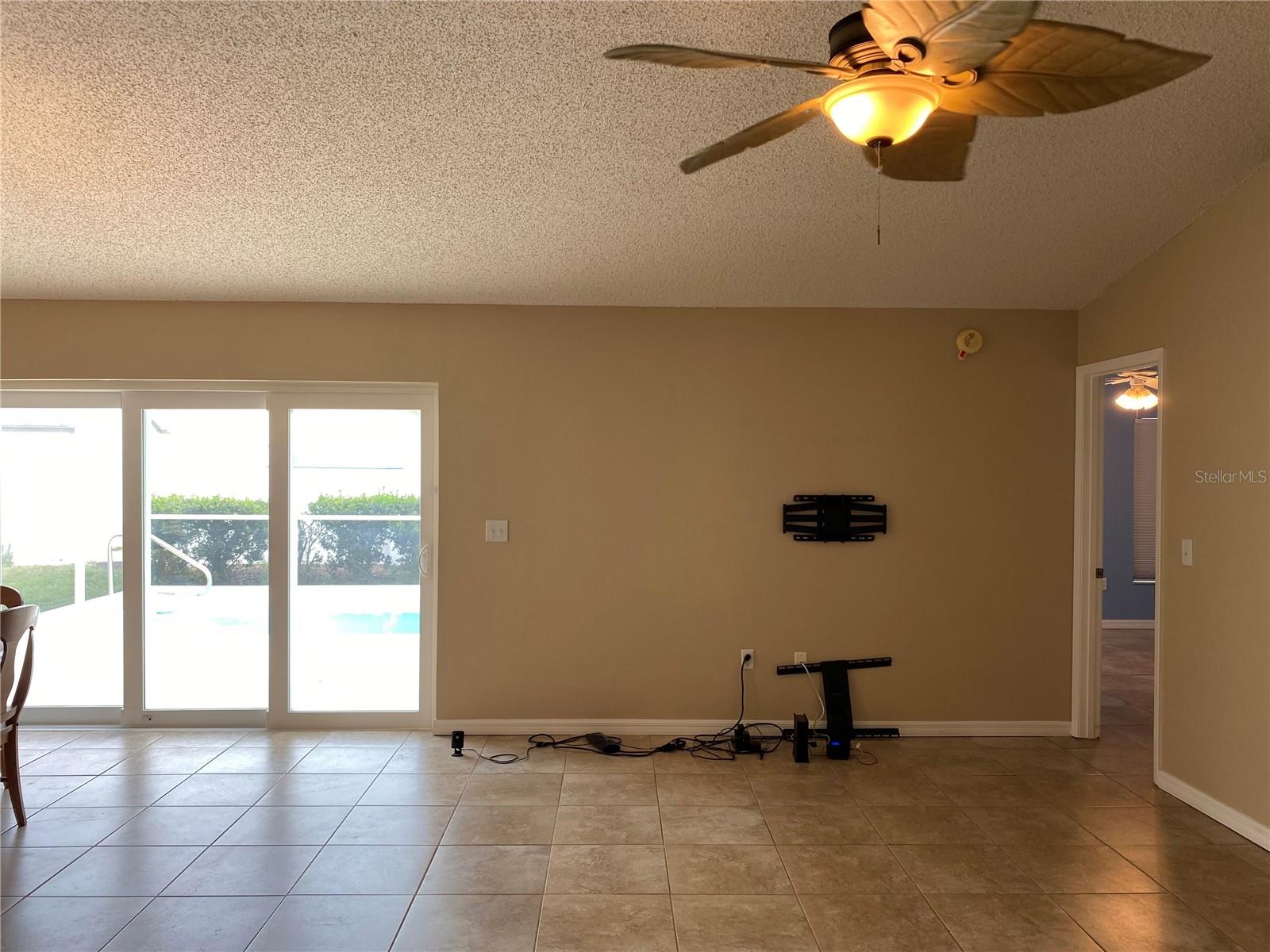 Image 10 of 31 For 1210 Etchfield Circle