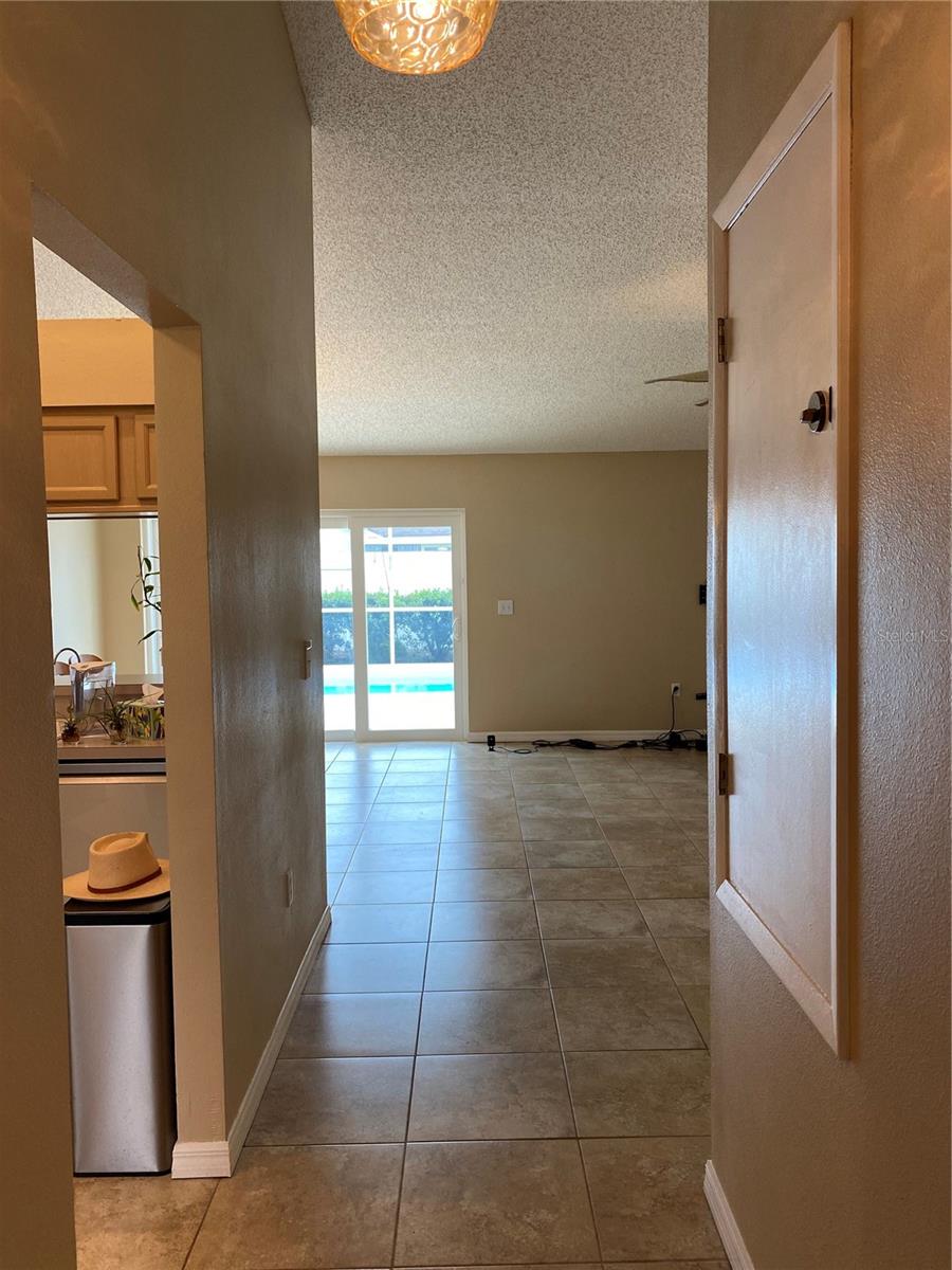 Image 13 of 31 For 1210 Etchfield Circle
