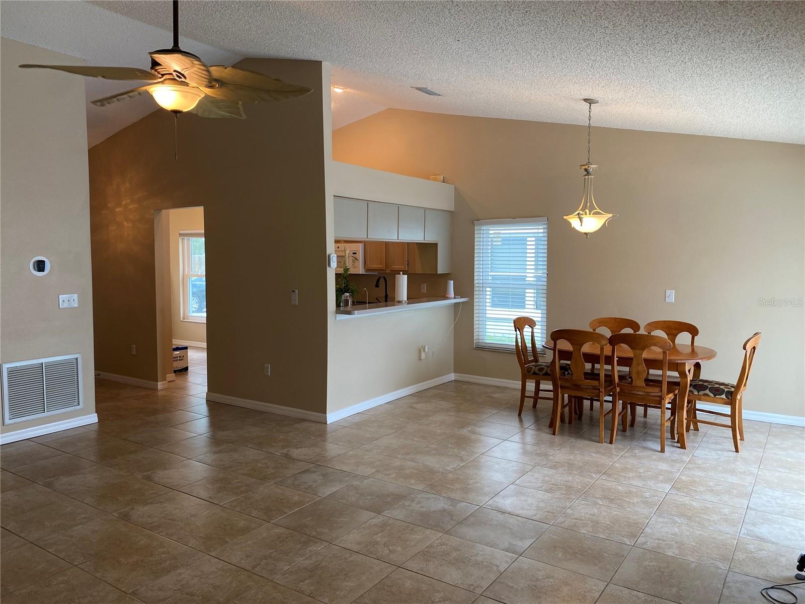 Image 18 of 31 For 1210 Etchfield Circle