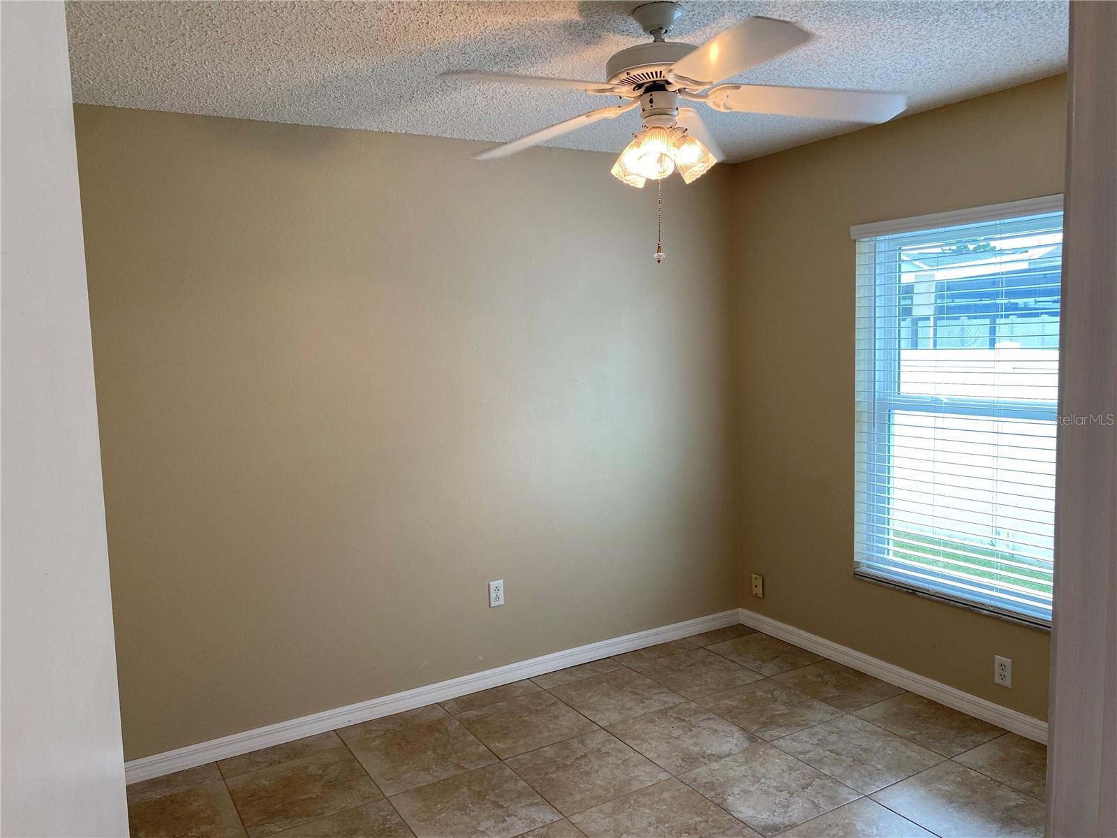 Image 23 of 31 For 1210 Etchfield Circle