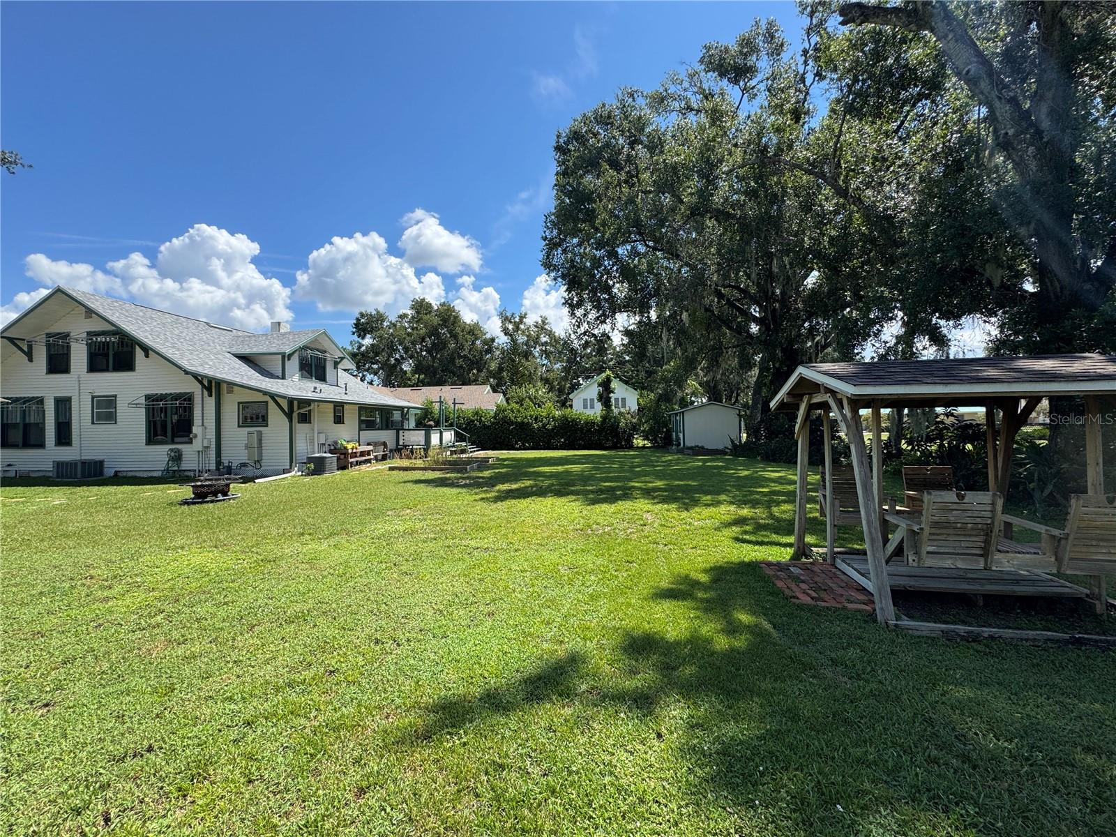 Image 6 of 43 For 561 Minneola Avenue