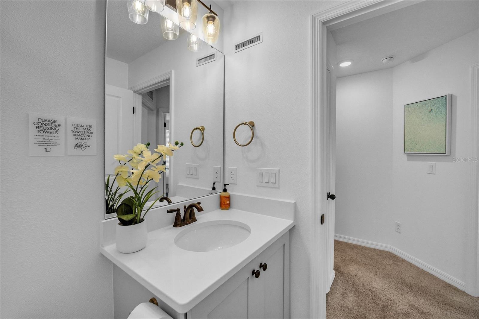 Image 21 of 36 For 823 Longboat Drive