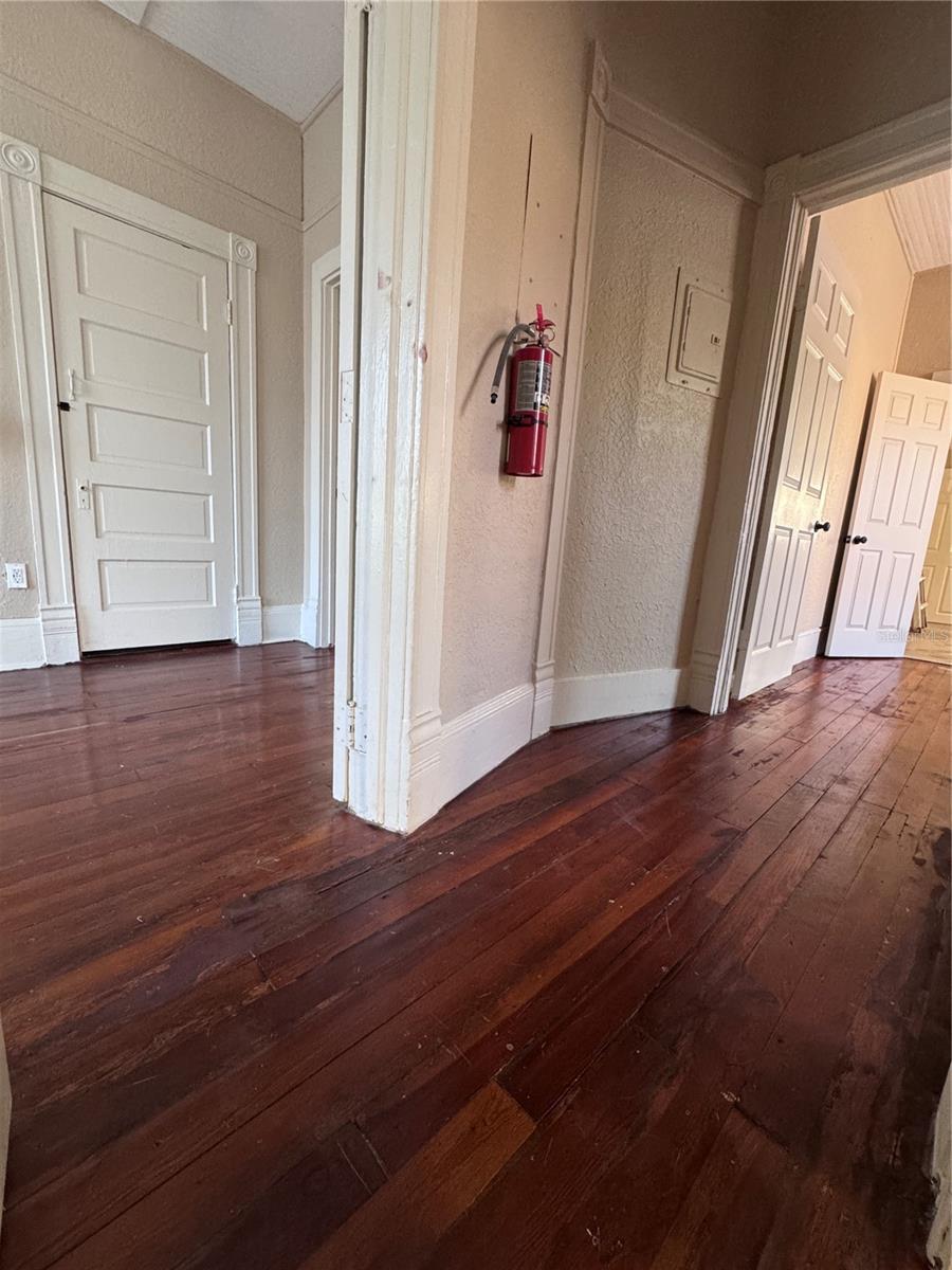 Image 20 of 42 For 114 Tuscawilla Avenue