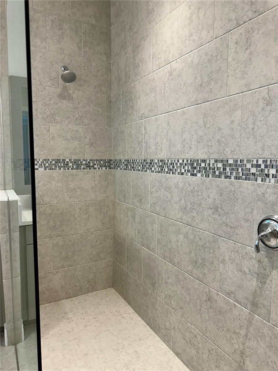 Image 17 of 27 For 8313 Topsail Place