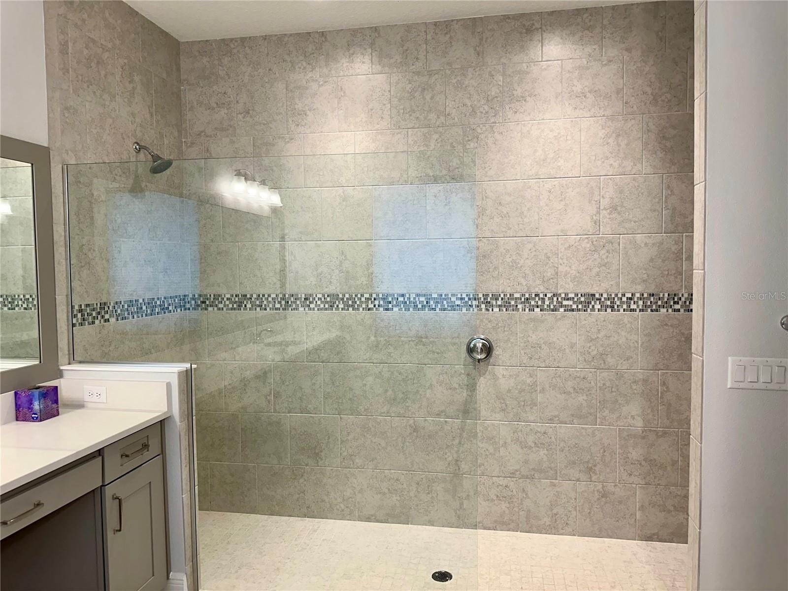 Image 18 of 27 For 8313 Topsail Place