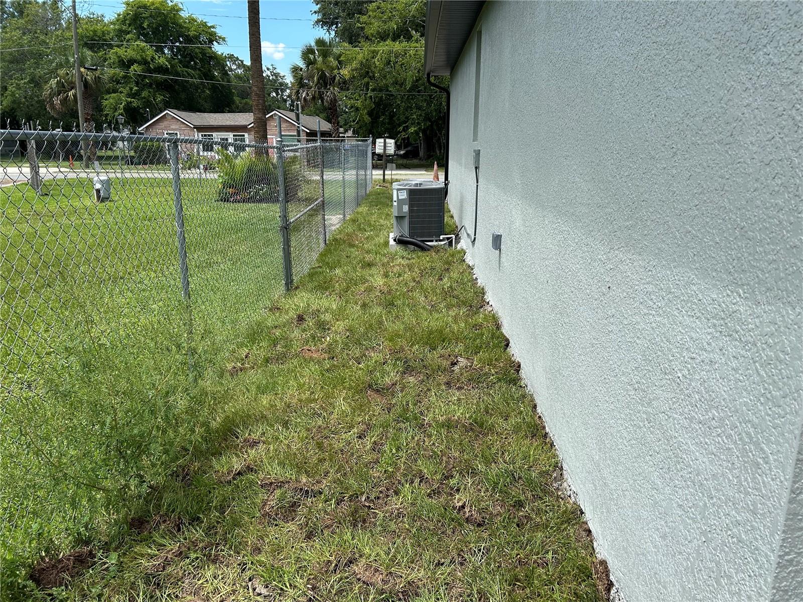 Image 26 of 28 For 2451 18th Street