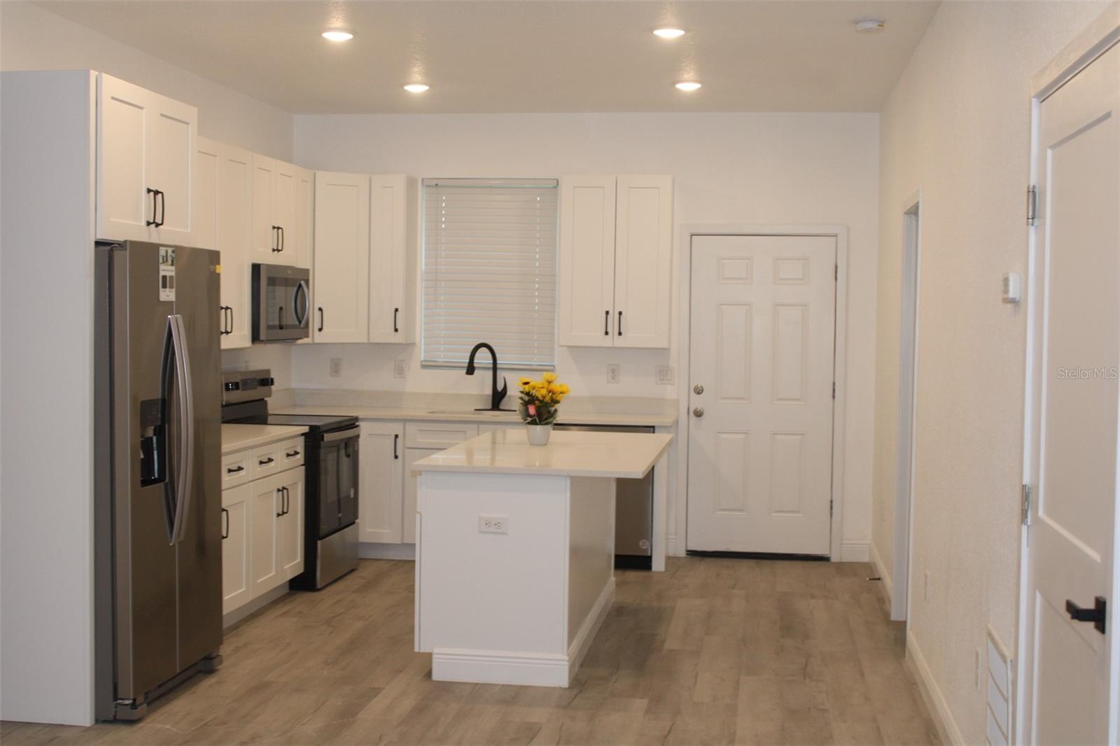 Image 33 of 53 For 2451 18th Street