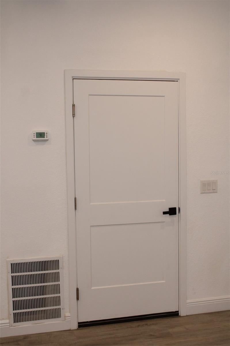 Image 42 of 53 For 2451 18th Street