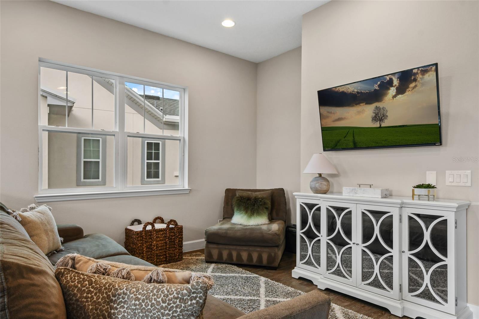 Image 34 of 52 For 9064 Merrifield Street
