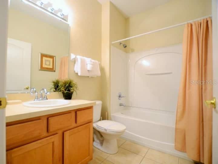 Image 9 of 37 For 2356 Caravelle Circle