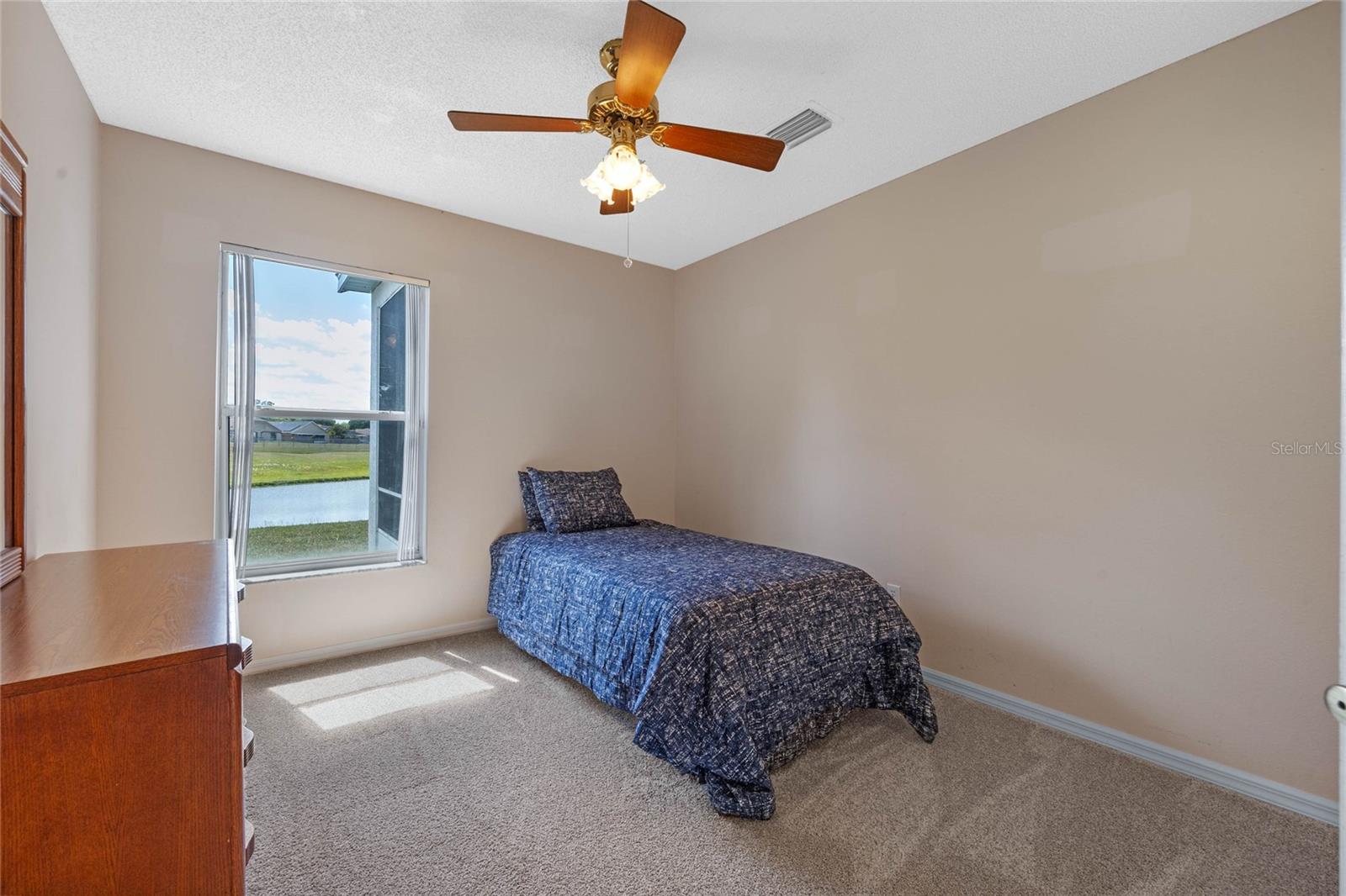 Image 15 of 35 For 408 Lexingdale Drive