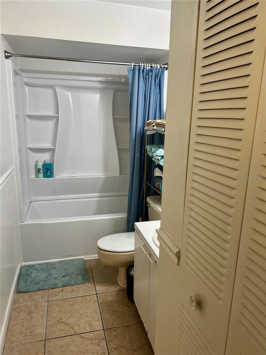 Image 13 of 21 For 4400 White Pine Avenue 70-4