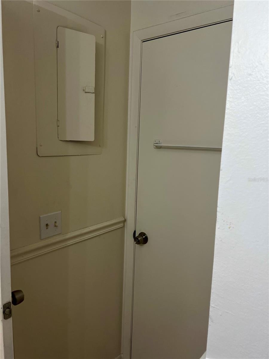 Image 16 of 21 For 4400 White Pine Avenue 70-4