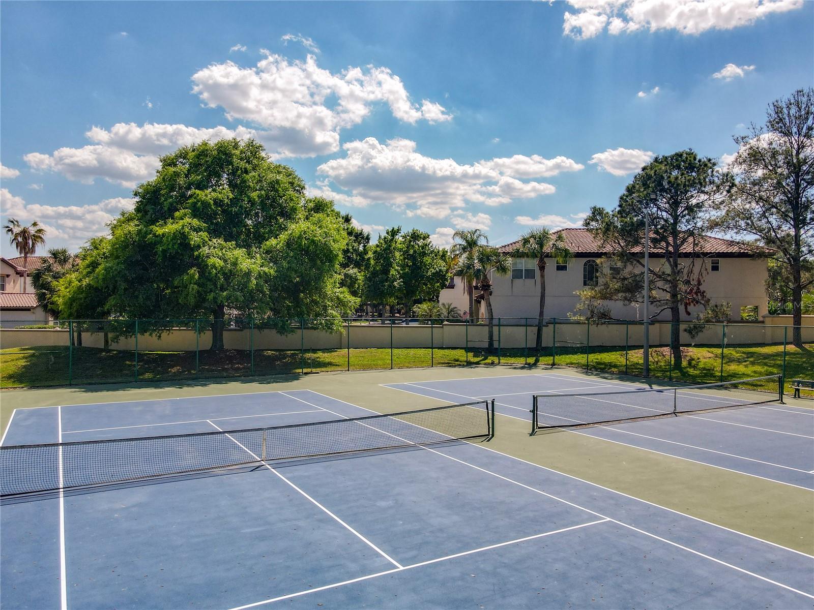 Image 62 of 75 For 7808 The Esplanade Court