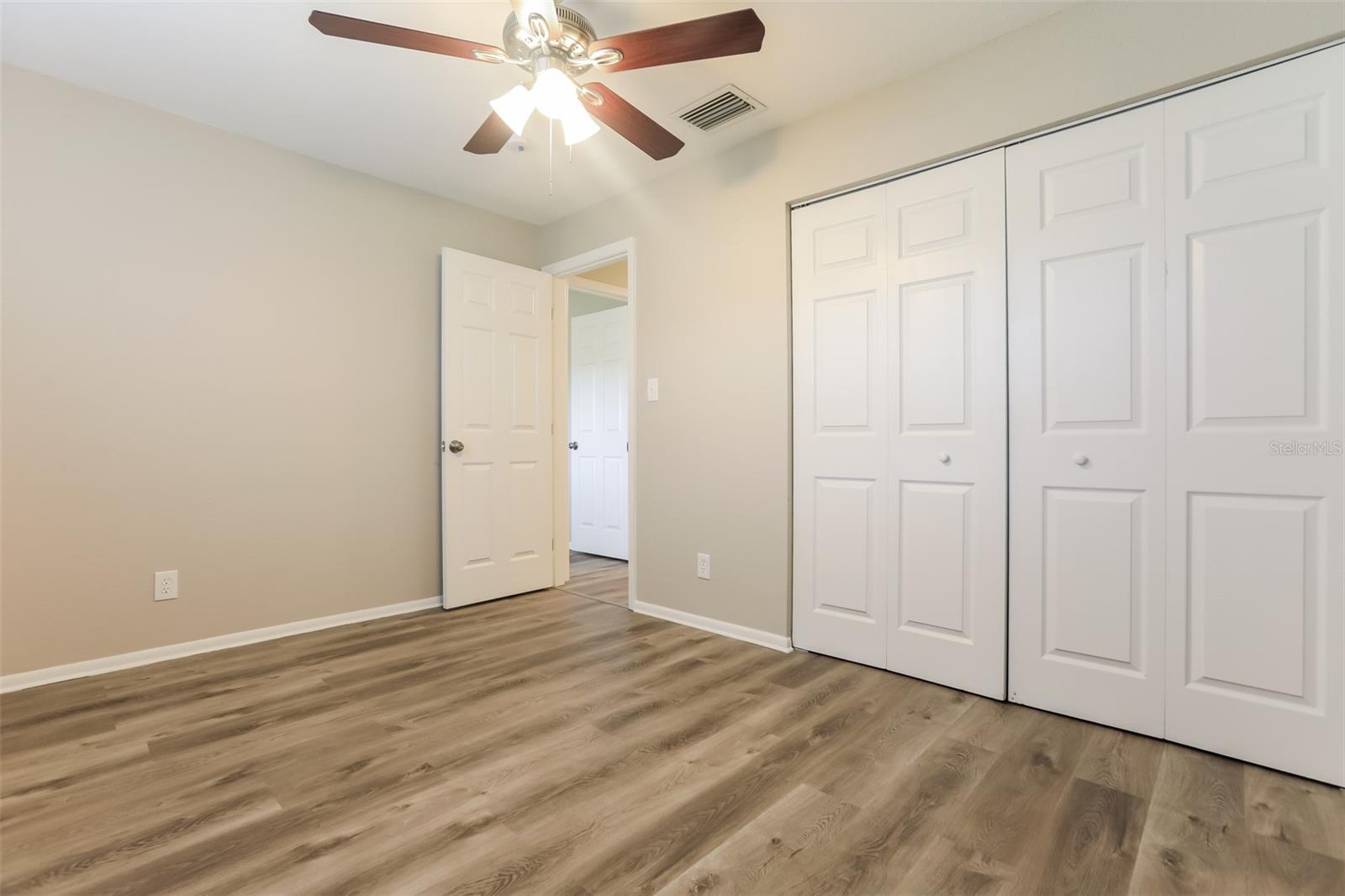Image 11 of 16 For 3929 Chaucer Lane