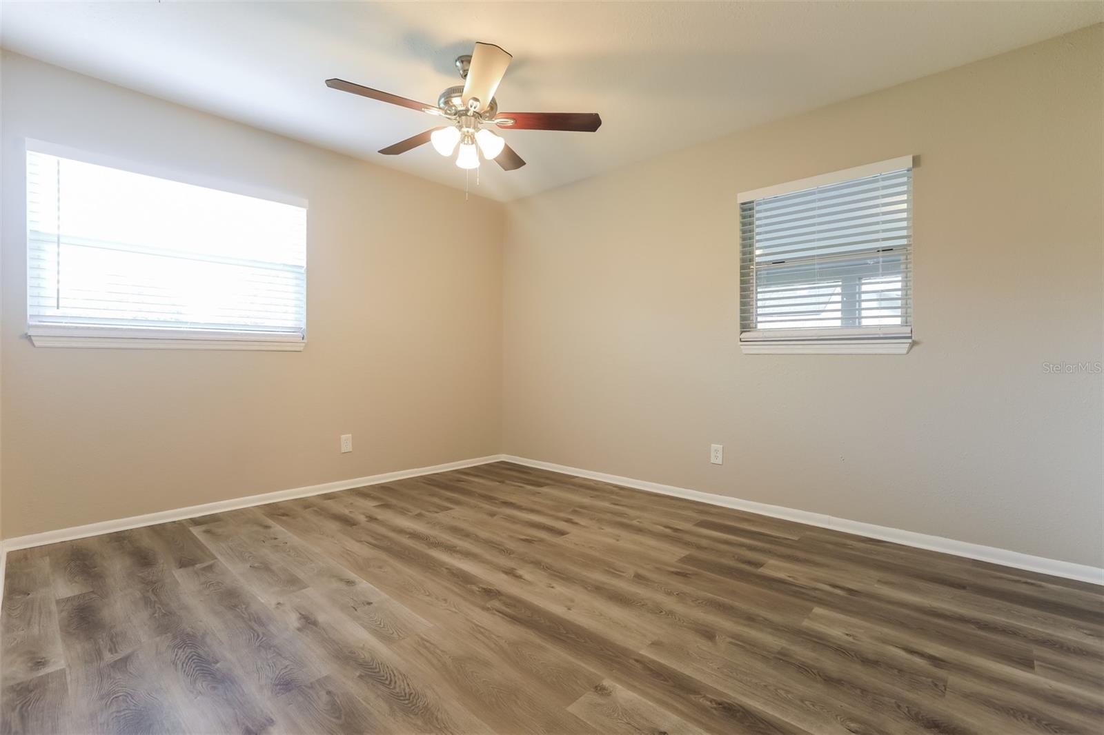 Image 14 of 16 For 3929 Chaucer Lane