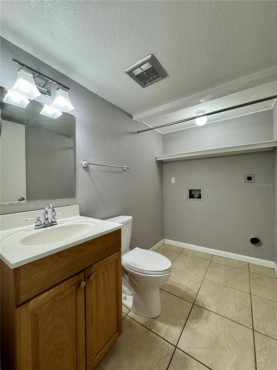 Image 8 of 23 For 4154 Pinebark Avenue