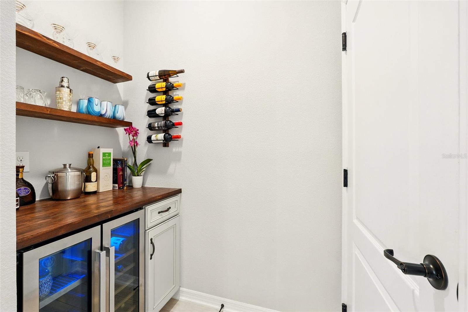 Image 21 of 75 For 13202 Spring Grove Way