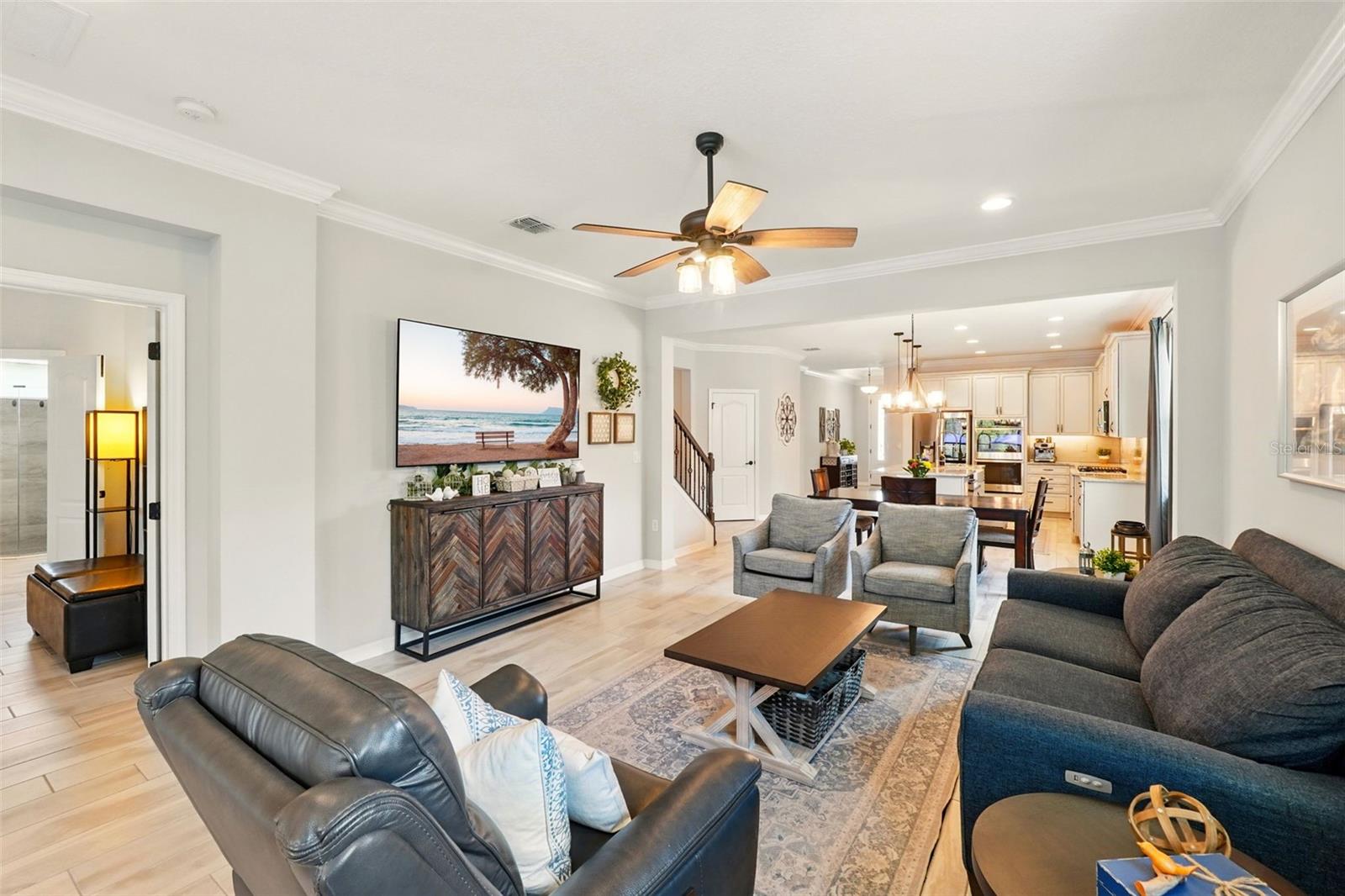 Image 28 of 75 For 13202 Spring Grove Way