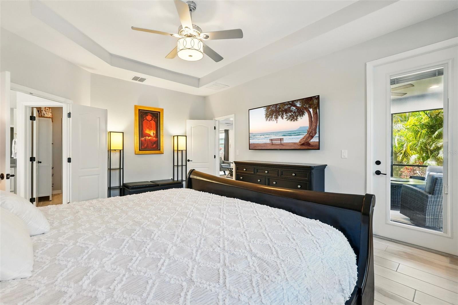 Image 30 of 75 For 13202 Spring Grove Way