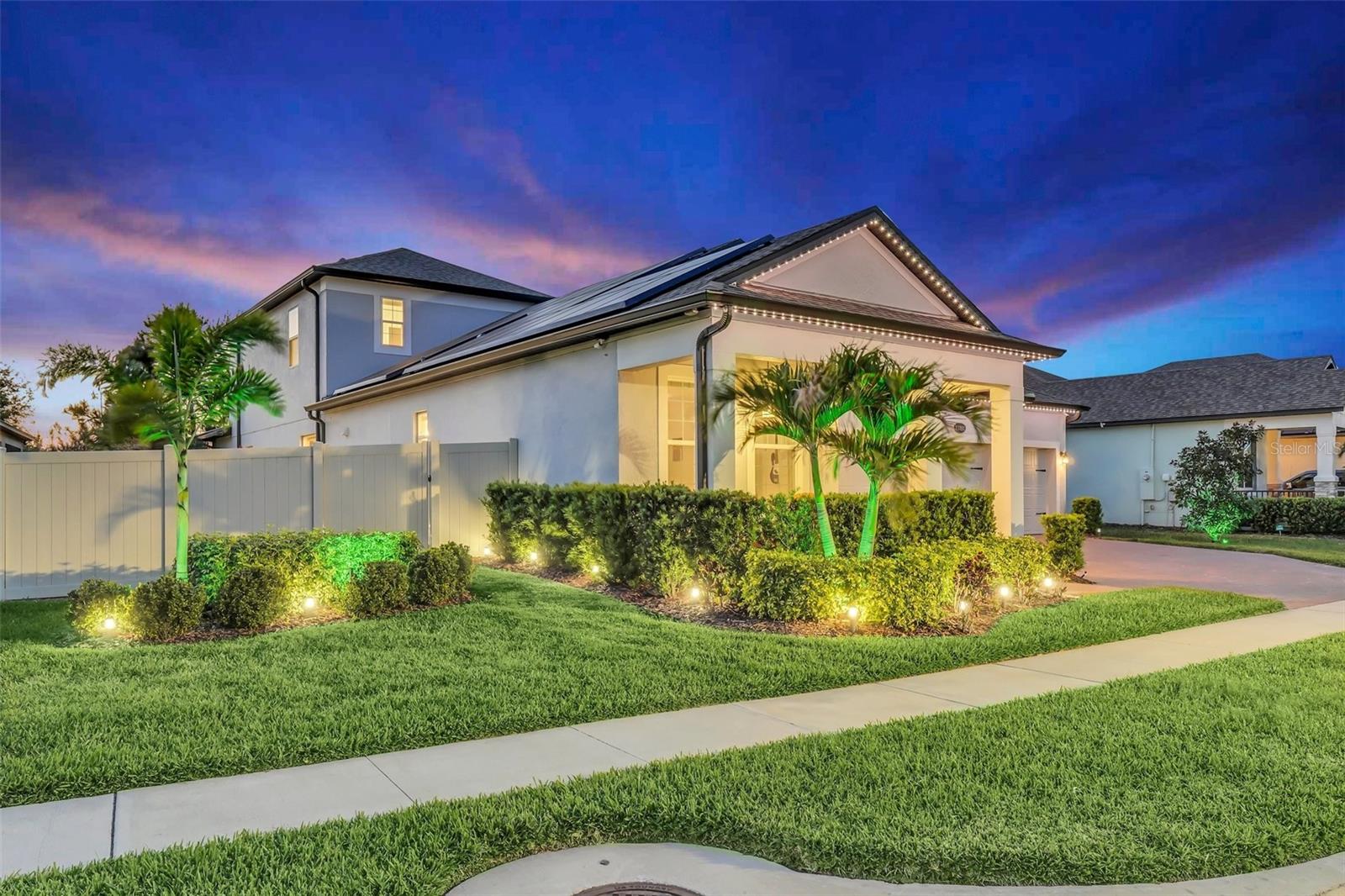Image 4 of 75 For 13202 Spring Grove Way