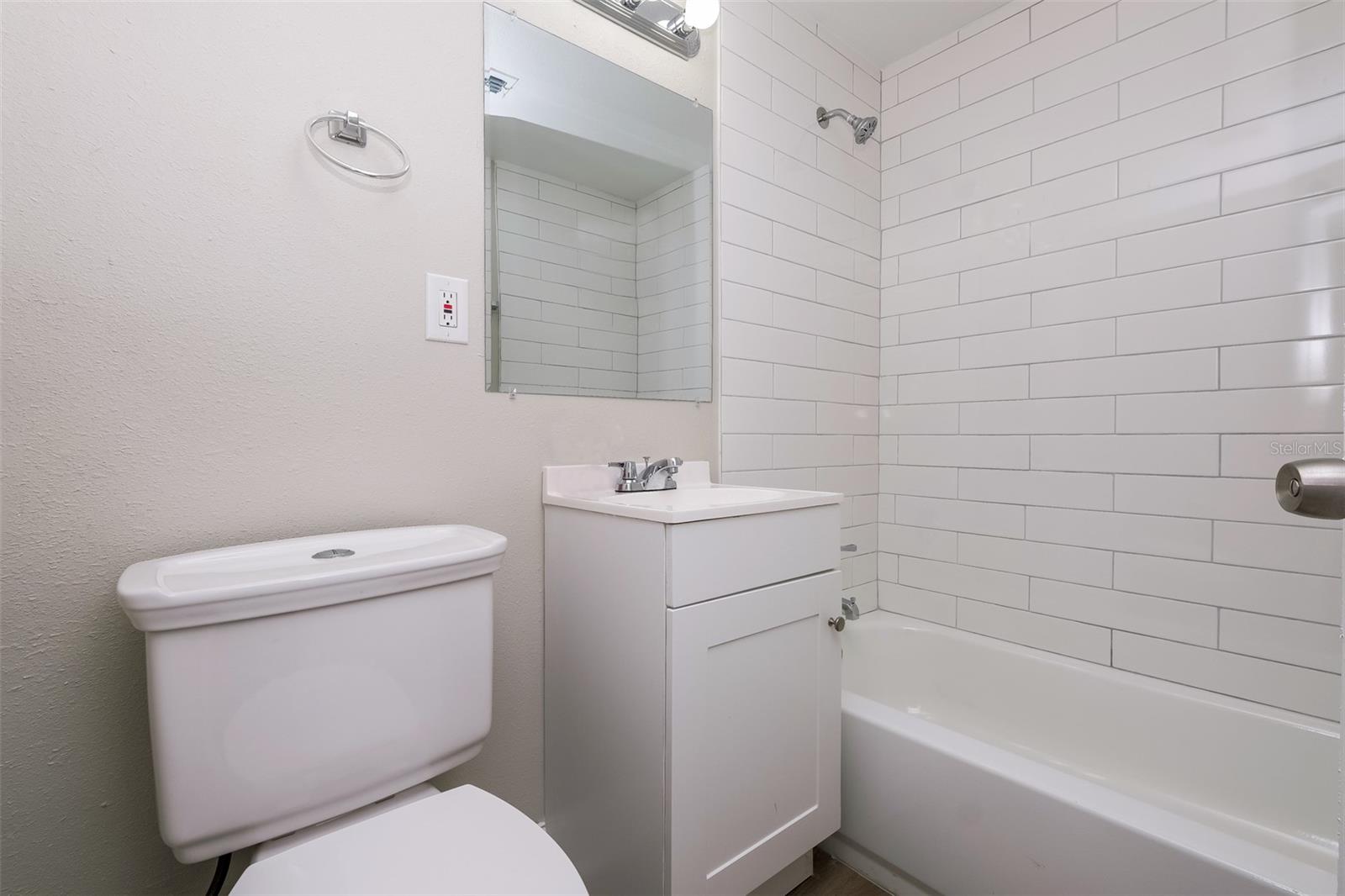 Image 16 of 16 For 10227 117th Terrace