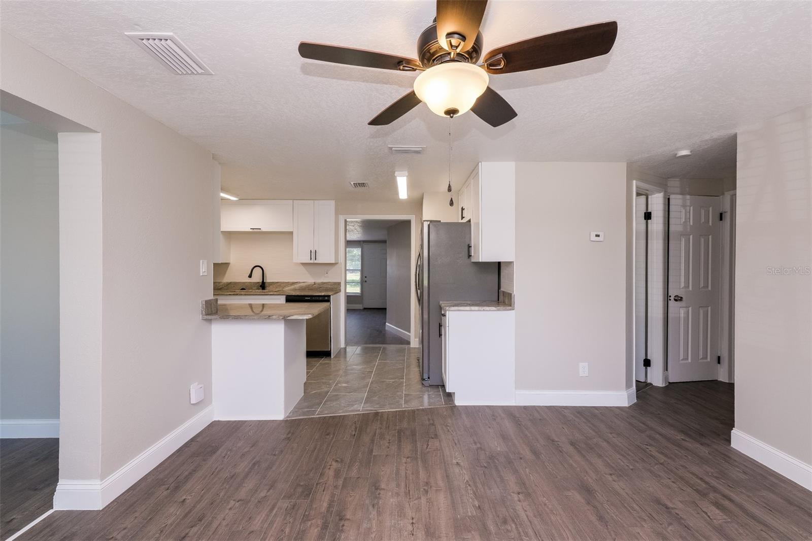 Image 6 of 16 For 10227 117th Terrace