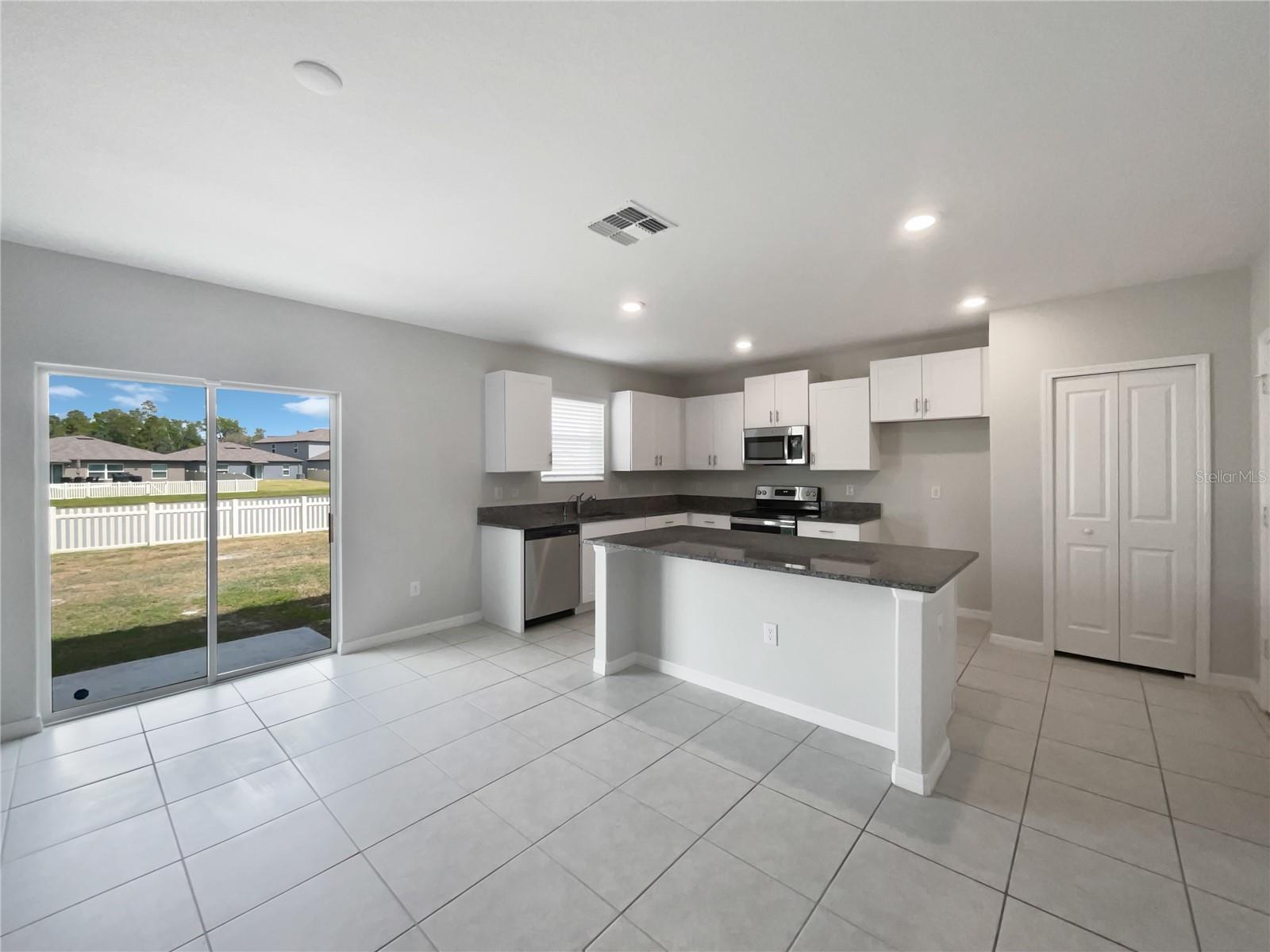 Image 12 of 27 For 4346 Trotters Way