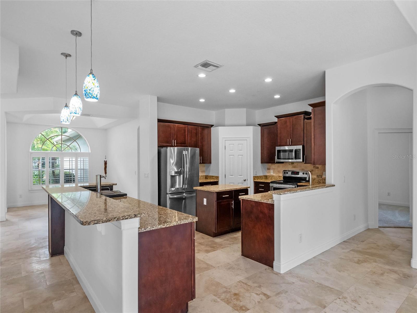 Image 14 of 36 For 2218 Ridgewind Way