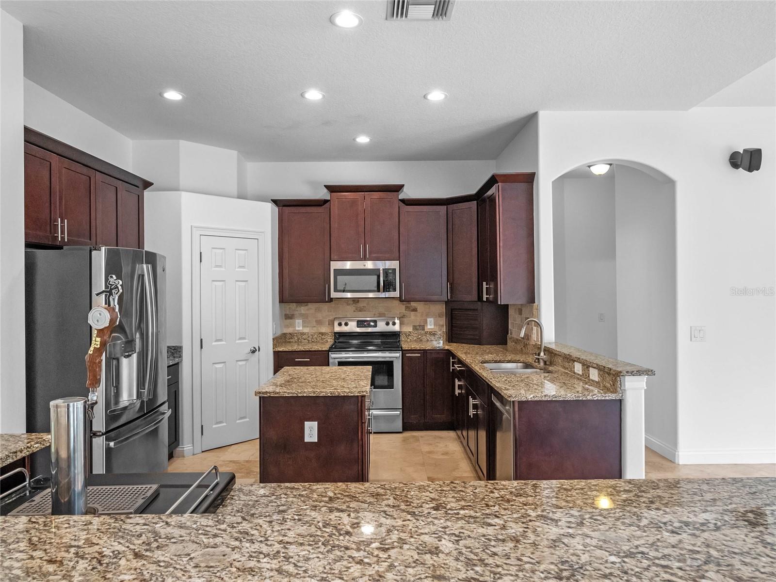 Image 22 of 36 For 2218 Ridgewind Way