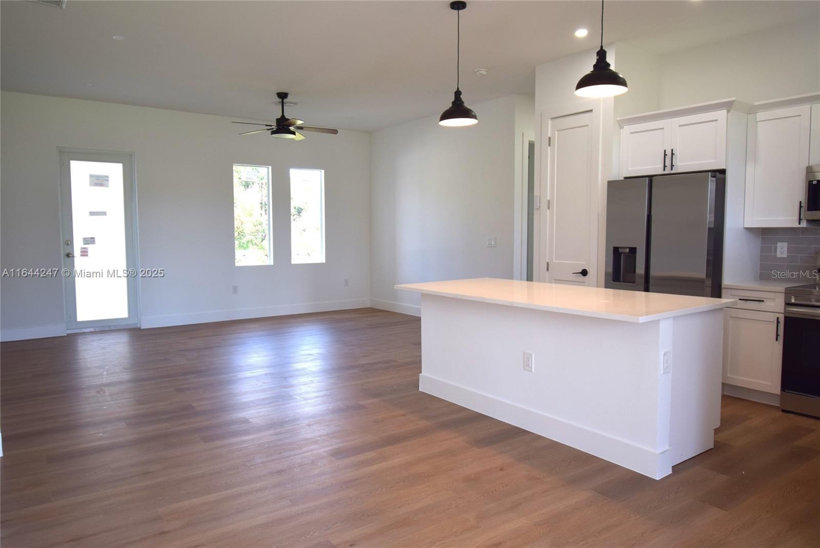 Image 5 of 20 For 3092 Crowder Street