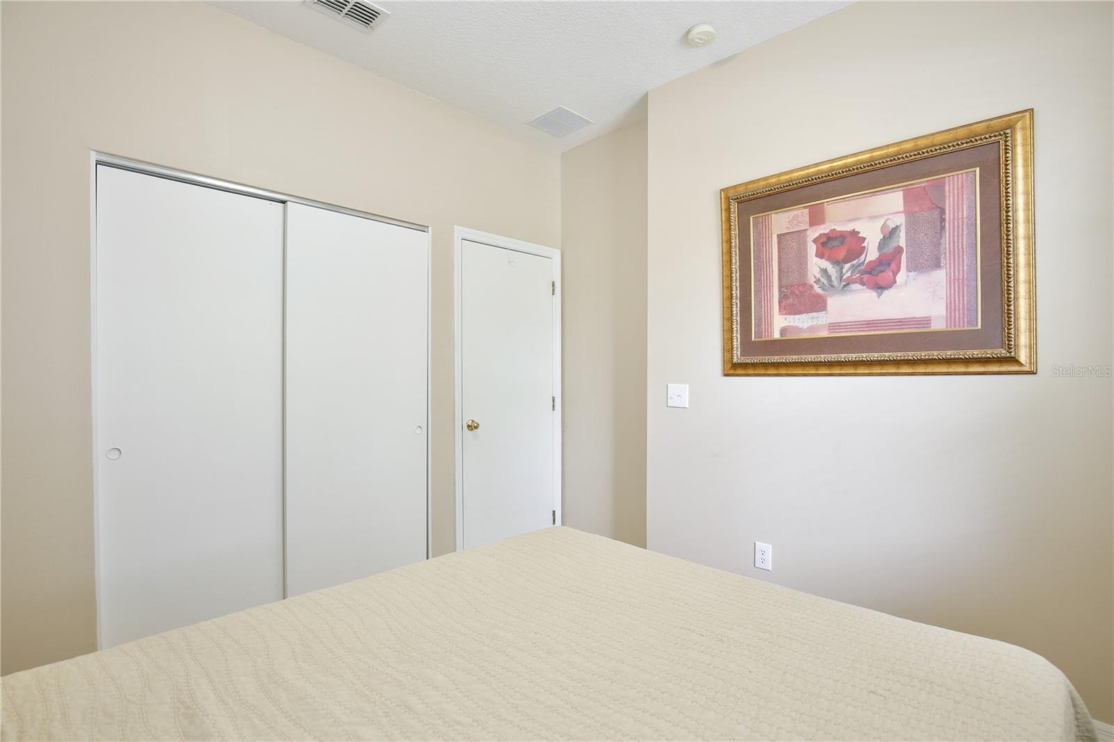 Image 19 of 42 For 14717 Royal Poinciana Drive