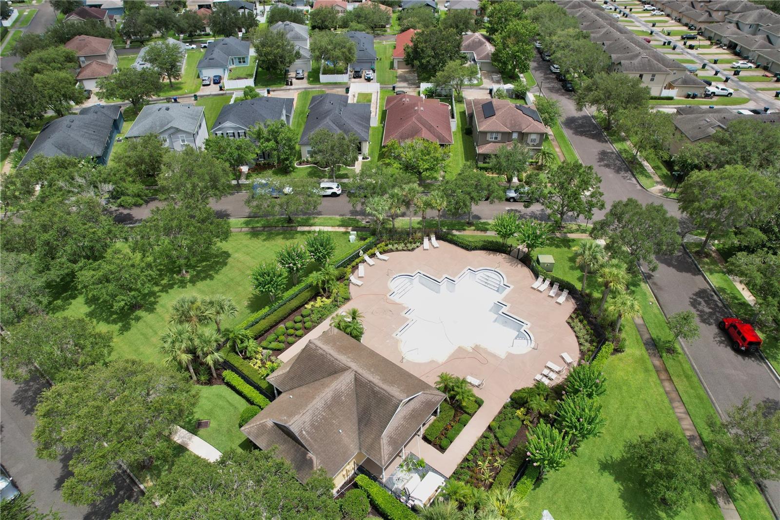 Image 41 of 42 For 14717 Royal Poinciana Drive