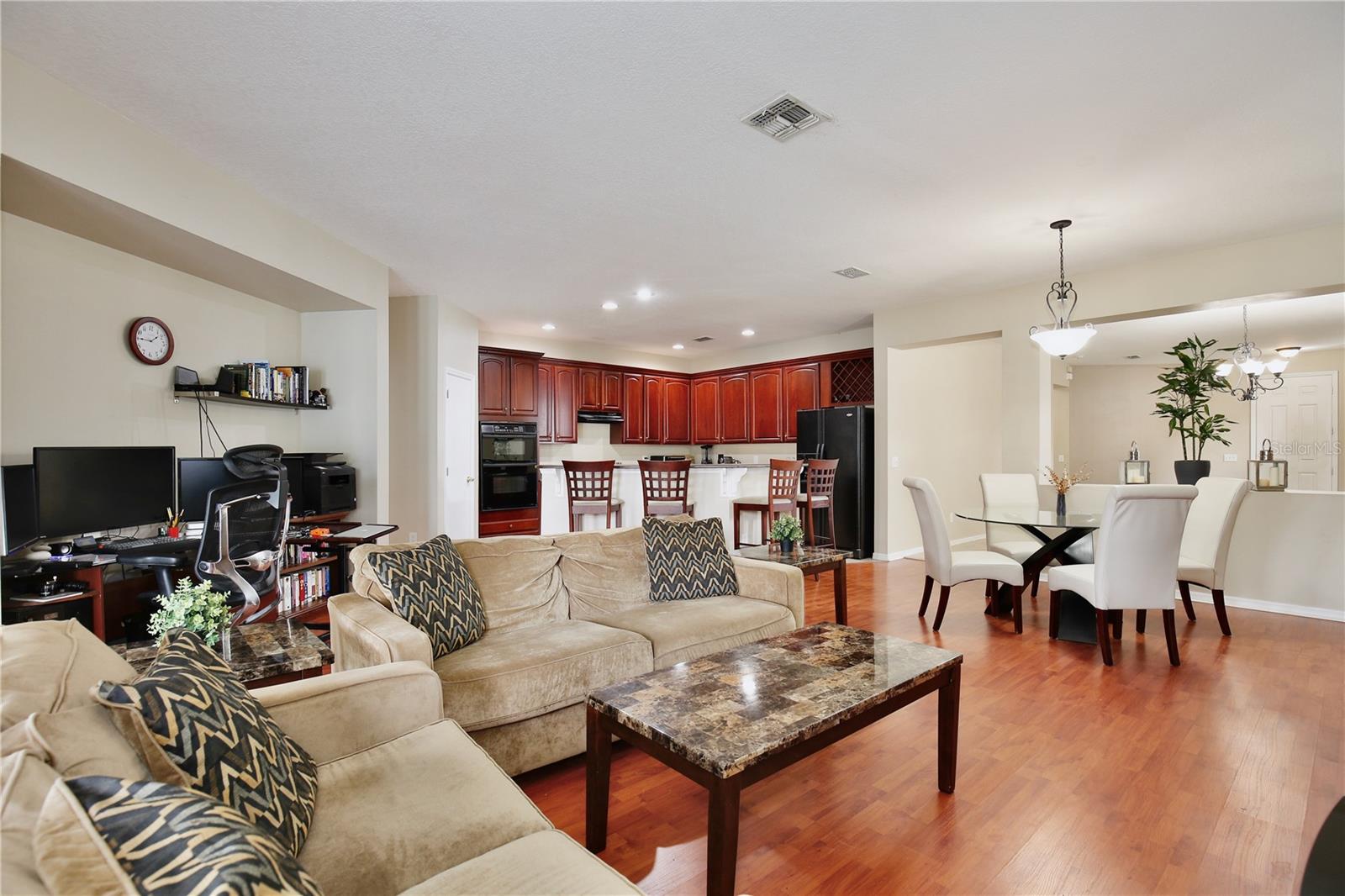 Image 9 of 42 For 14717 Royal Poinciana Drive